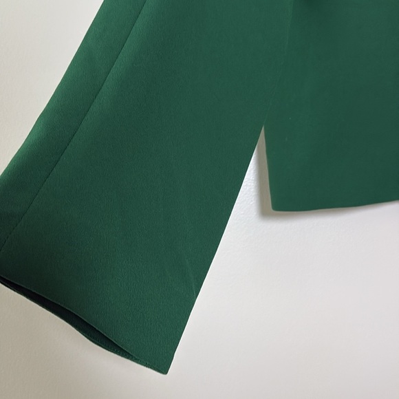 J.Crew Cropped long-sleeve top in 365 crepe Emerald Jade Green Size 6 - Picture 3 of 16